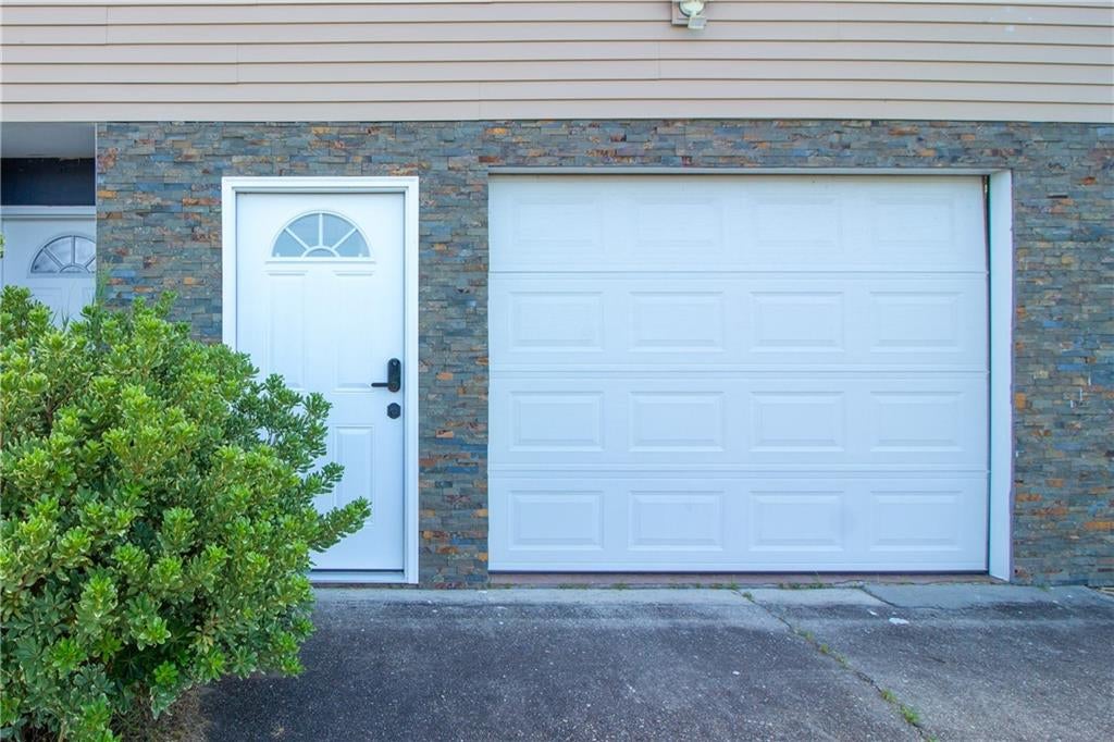 67 CARRIAGE Lane B