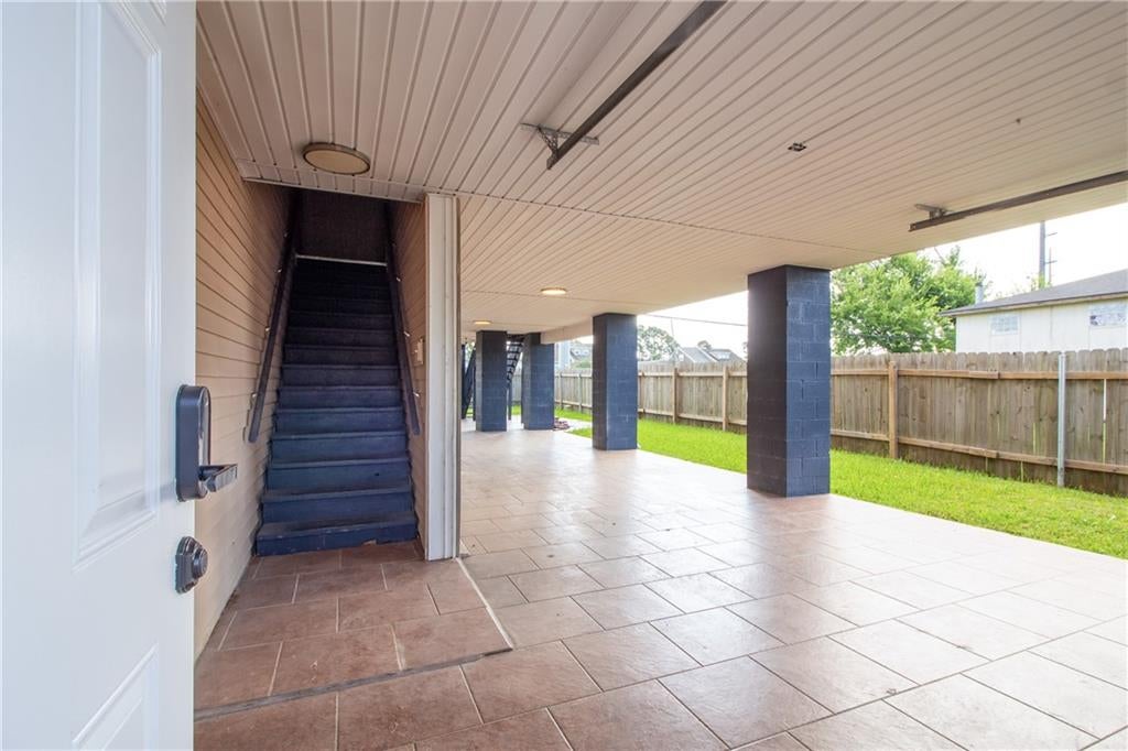67 CARRIAGE Lane B