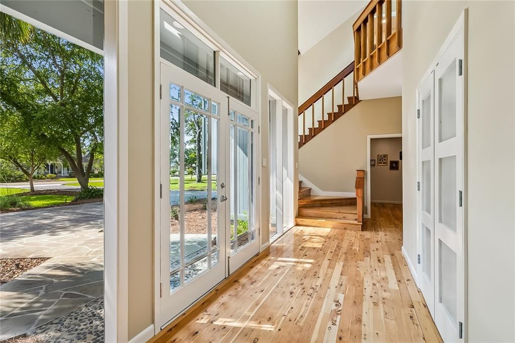 103 LONGWOOD Drive