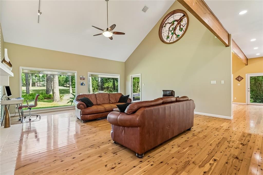 103 LONGWOOD Drive