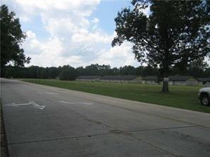 3.28 AC N OAKS Drive