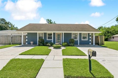 708 W SOLIDELL Street Chalmette LA 70043