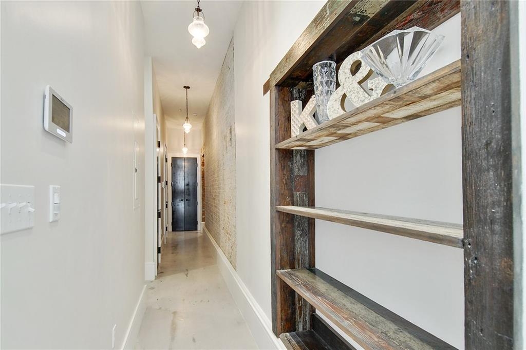 New Orleans, Louisiana 70130, United States, 2 Bedrooms Bedrooms, ,2 BathroomsBathrooms,Residential,Active,55975