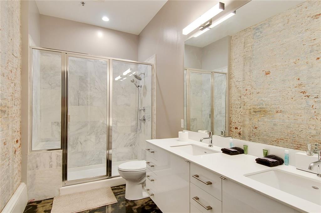 New Orleans, Louisiana 70130, United States, 2 Bedrooms Bedrooms, ,2 BathroomsBathrooms,Residential,Active,55975