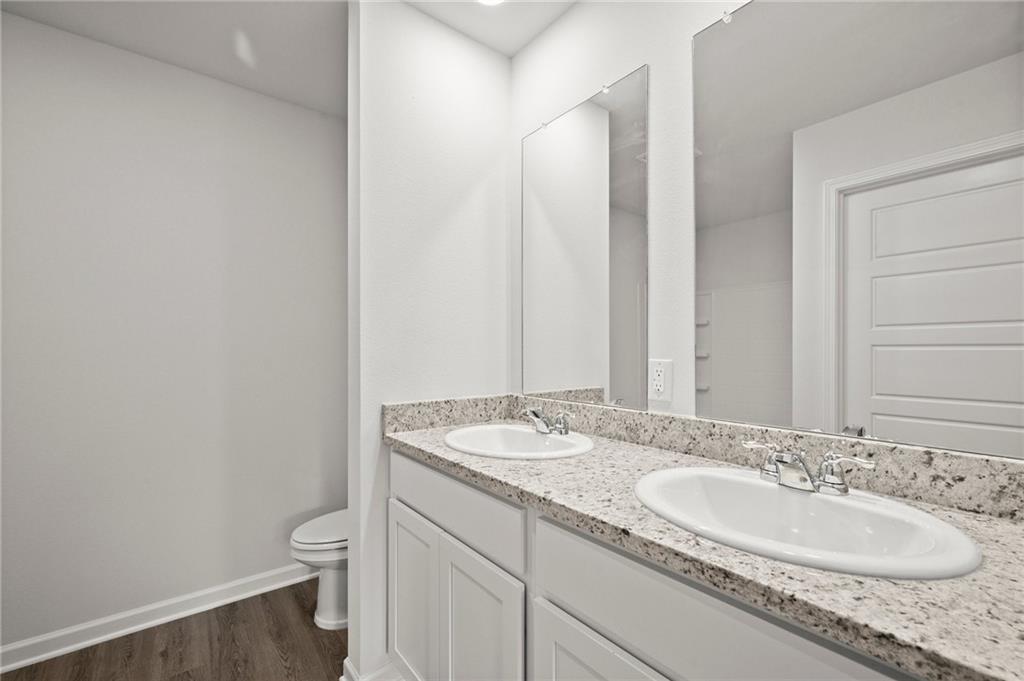 429 HOLMES Boulevard