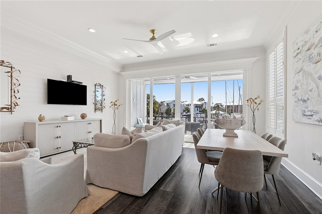 973 MARINA Boulevard A