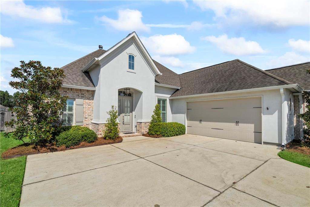 2021 CYPRESS BEND Lane