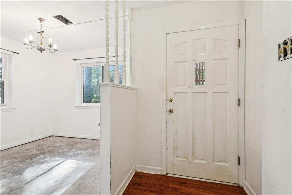 721 S VAN BUREN Street