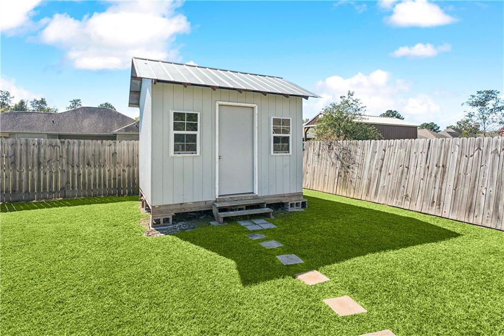 Ponchatoula, Louisiana 70454, United States, 3 Bedrooms Bedrooms, ,2 BathroomsBathrooms,Residential,Active,221525