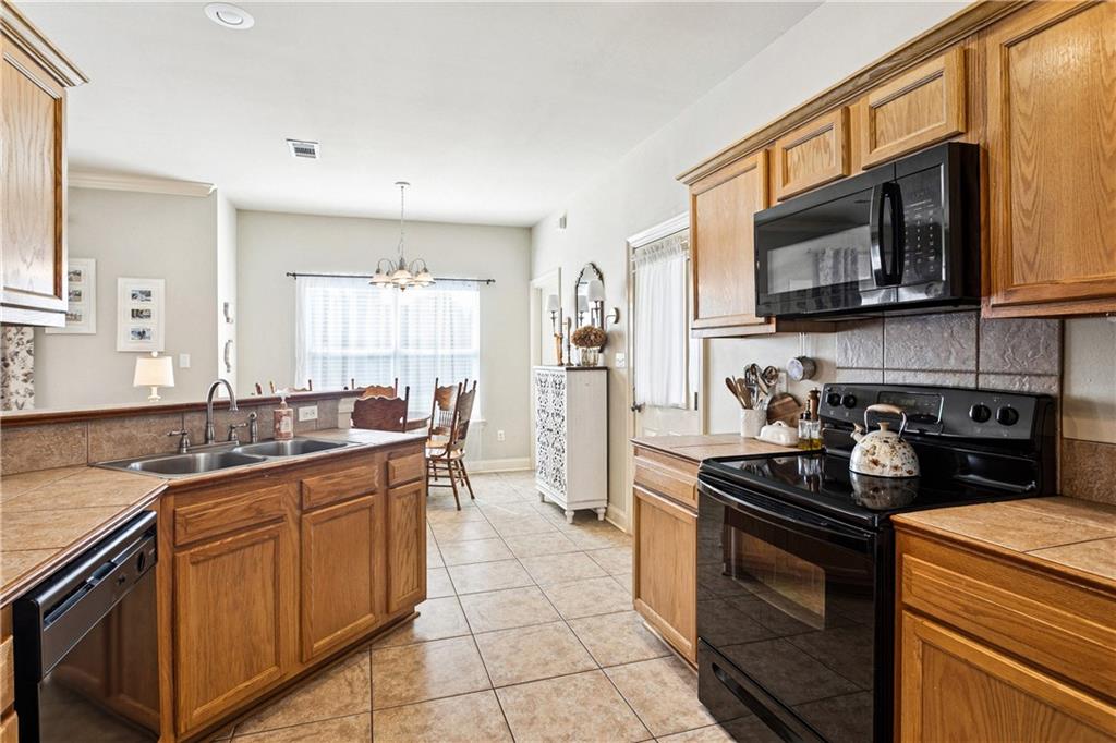 Ponchatoula, Louisiana 70454, United States, 3 Bedrooms Bedrooms, ,2 BathroomsBathrooms,Residential,Active,221525