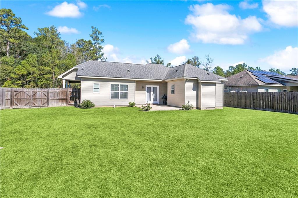 Ponchatoula, Louisiana 70454, United States, 3 Bedrooms Bedrooms, ,2 BathroomsBathrooms,Residential,Active,221525