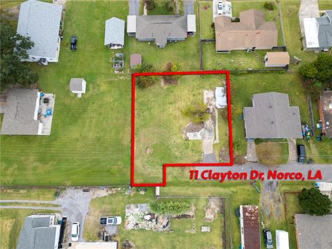 11 CLAYTON Drive Norco LA 70047