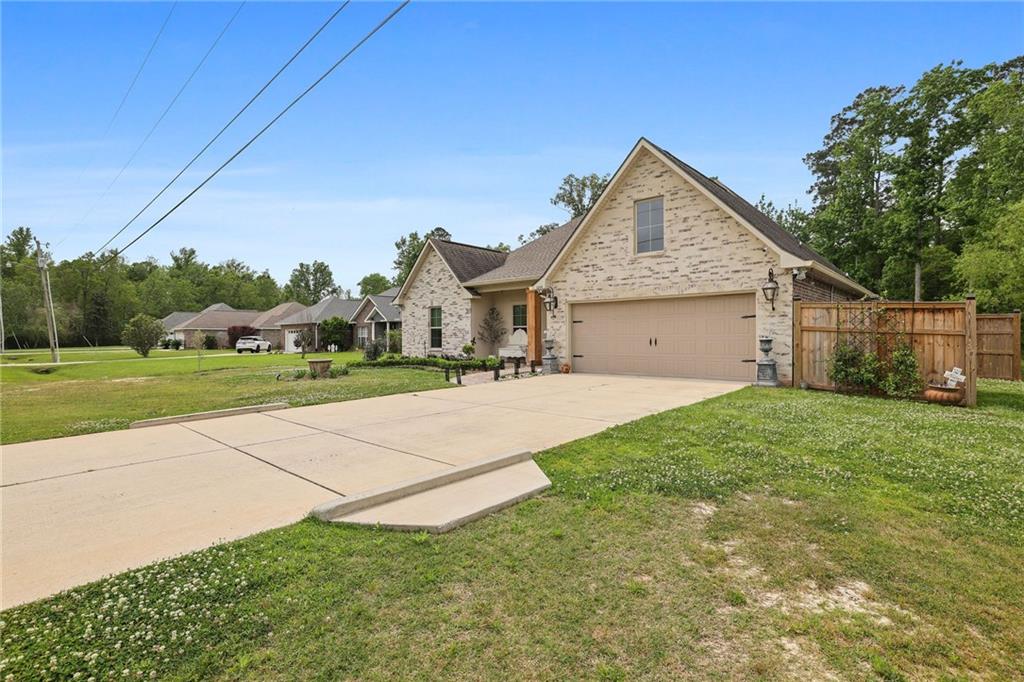 1044 N NORTH HAVEN Drive