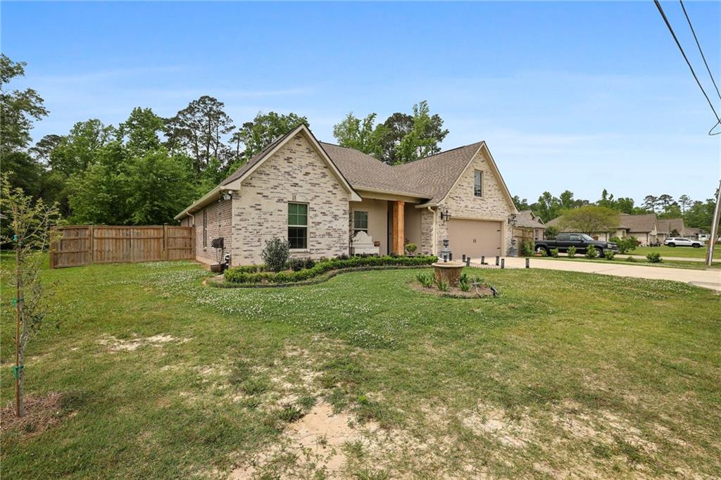 1044 N NORTH HAVEN Drive