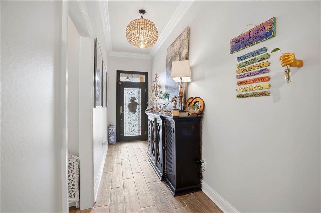 1044 N NORTH HAVEN Drive