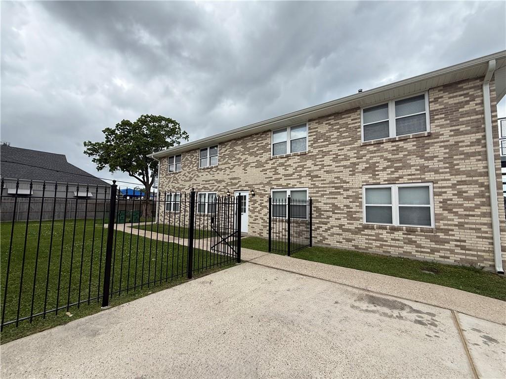 4520-4526 HERRMANN Street