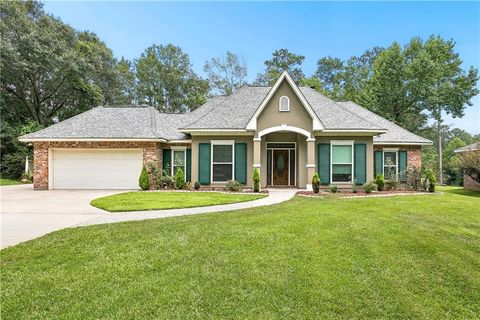 Photo of 503 CHOCTAW Drive, Abita Springs, LA 70420 (MLS # 2563152)
