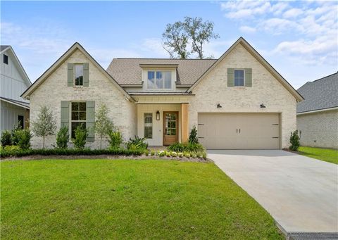 Photo of 5044 TWIN RIVER Place, Covington, LA 70433 (MLS # 2554851)