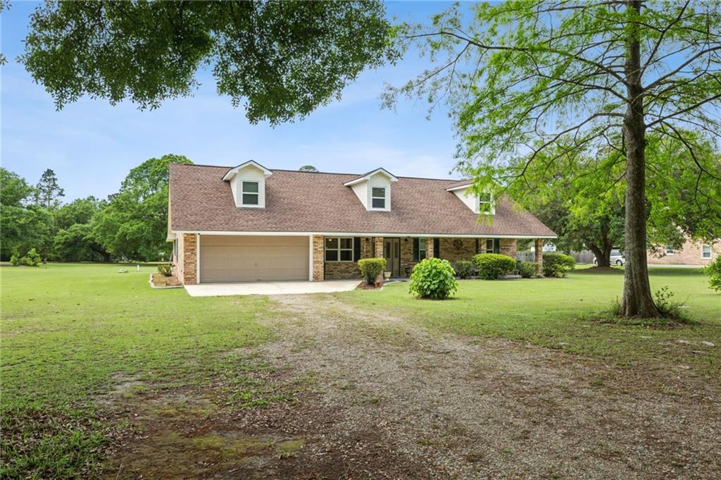 22298 LONGLEAF Drive