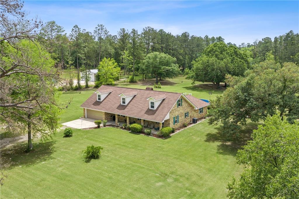 22298 LONGLEAF Drive