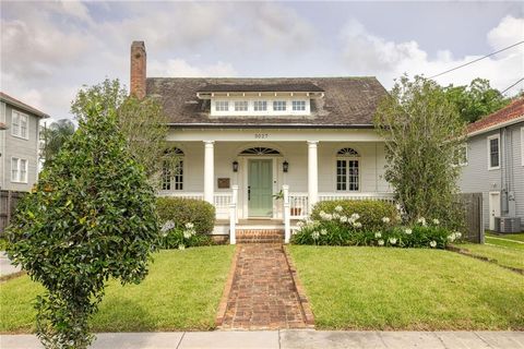 Photo of 3027 NASHVILLE Avenue, New Orleans, LA 70125 (MLS # 2560907)