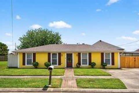 3417 VOLPE Drive Chalmette LA 70043