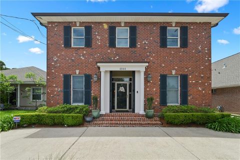 Photo of 4844 W NAPOLEON Avenue, Metairie, LA 70001 (MLS # 2553638)