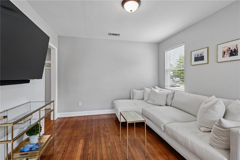 720 HOMESTEAD Avenue