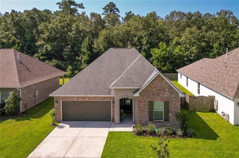 653 TERRACE LAKE Drive Covington LA 70435