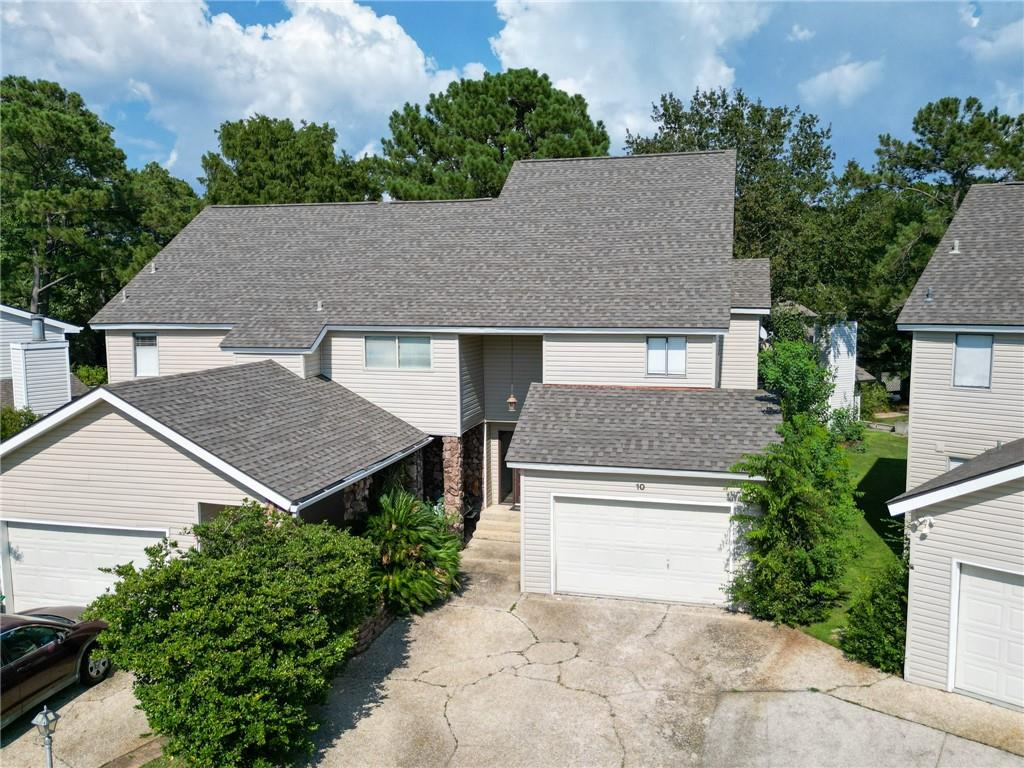 10 CARIBBEAN Court 10