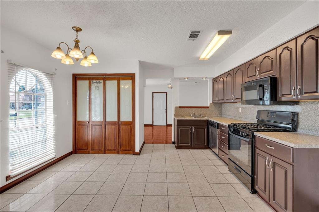 2104 DELTA QUEEN Drive