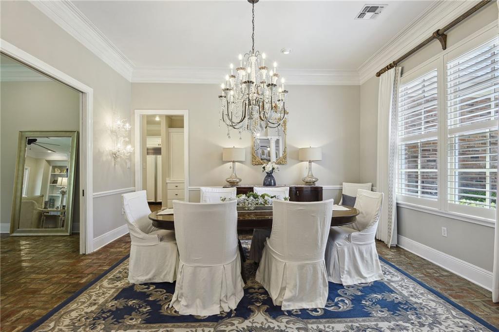 Covington, Louisiana 70433, United States, 5 Bedrooms Bedrooms, ,4 BathroomsBathrooms,Residential,Pending,60429