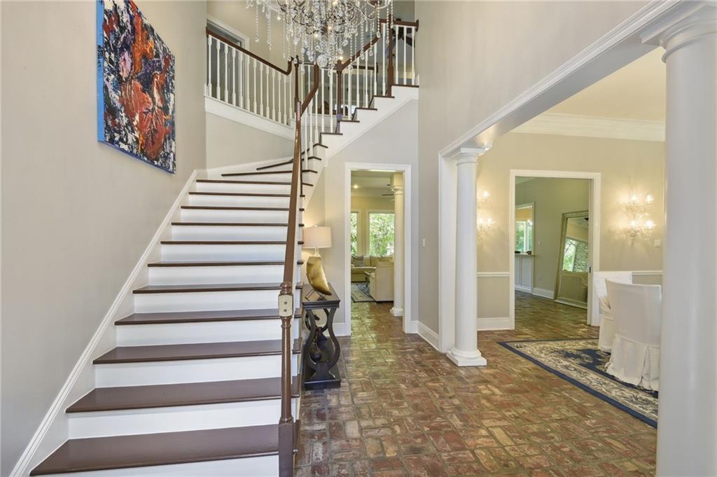 Covington, Louisiana 70433, United States, 5 Bedrooms Bedrooms, ,4 BathroomsBathrooms,Residential,Pending,60429