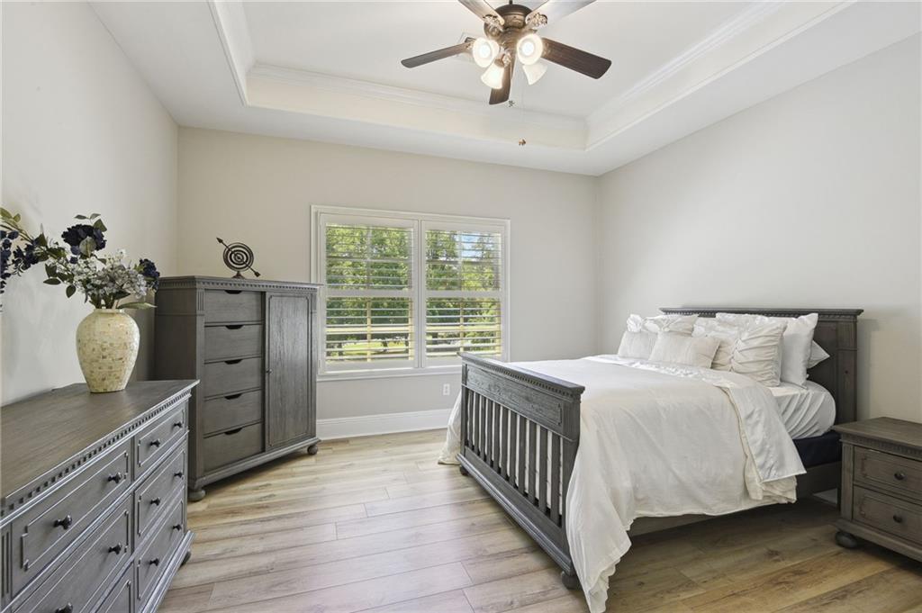 Covington, Louisiana 70433, United States, 5 Bedrooms Bedrooms, ,4 BathroomsBathrooms,Residential,Pending,60429