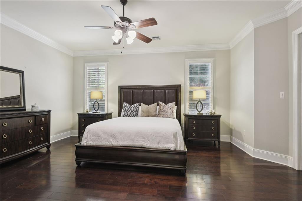 Covington, Louisiana 70433, United States, 5 Bedrooms Bedrooms, ,4 BathroomsBathrooms,Residential,Pending,60429