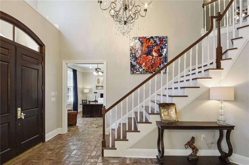 Covington, Louisiana 70433, United States, 5 Bedrooms Bedrooms, ,4 BathroomsBathrooms,Residential,Pending,60429