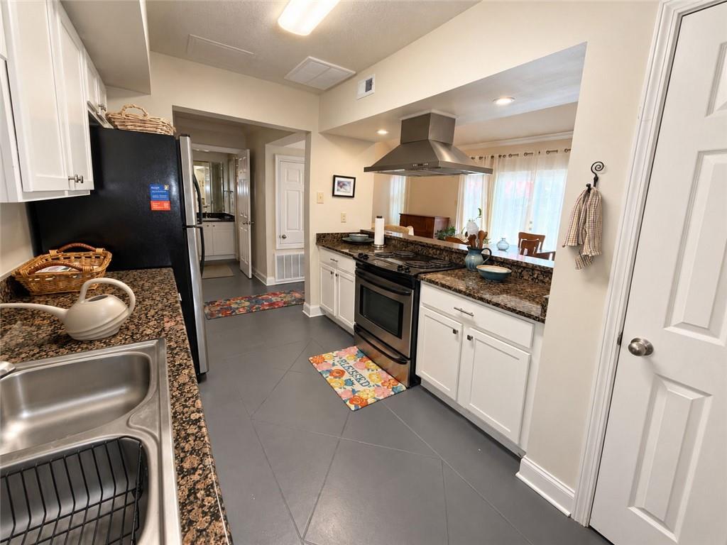 350 ATALIN Street 10A