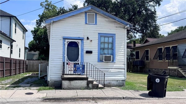 2209 LEONIDAS ST, NEW ORLEANS, LA 70118 - Image 8ab240004e044bde383ca60592d78f91/2951514094