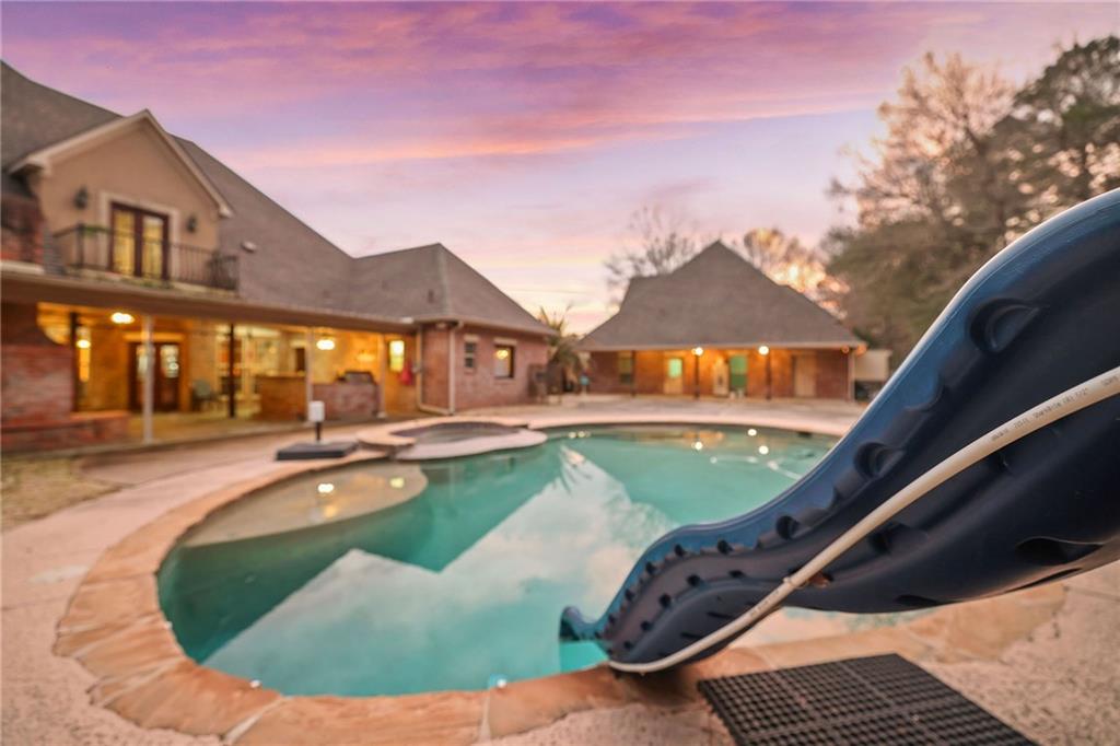 21035 BEAU CHATEAU Boulevard