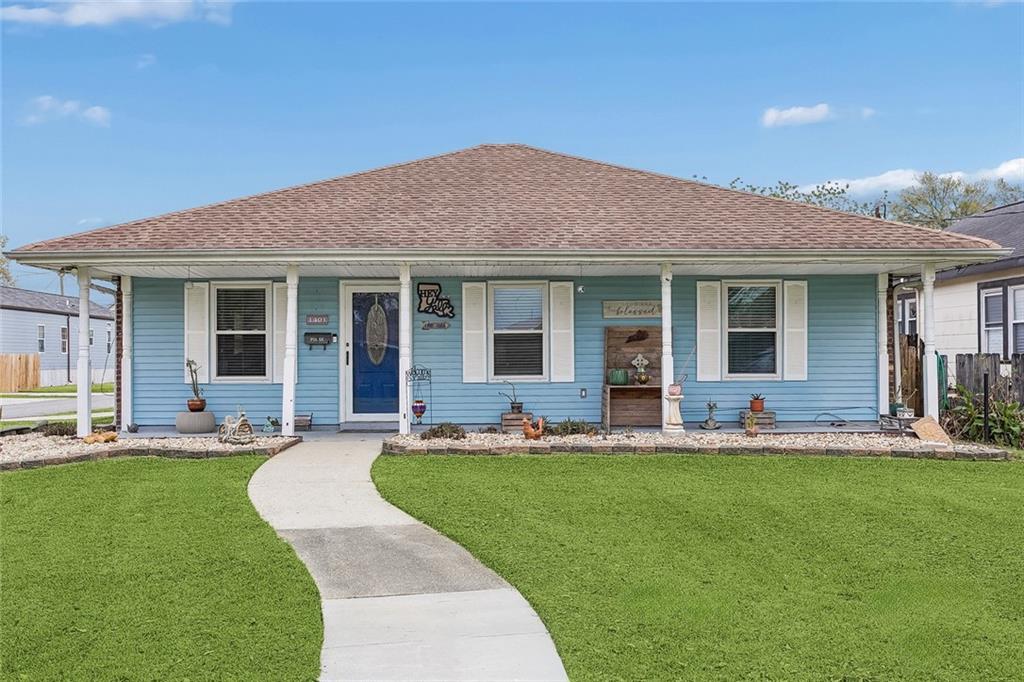 Photo 1 of 25 — 1401 AVENUE C, Marrero, LA 70072