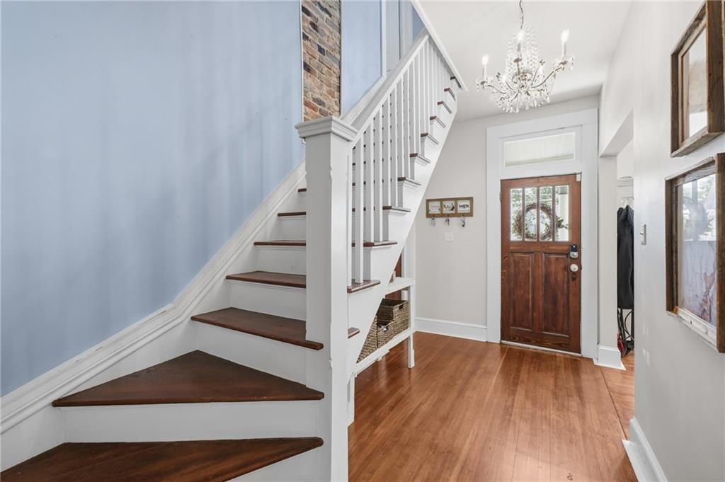 306 W CHARLES Street
