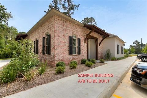 102 FONTAINBLEAU Drive A Mandeville LA 70471