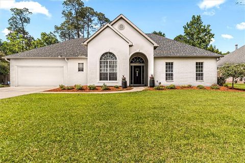 Photo of 648 AVENUE DE BELLEVUE, Covington, LA 70433 (MLS # 2554500)