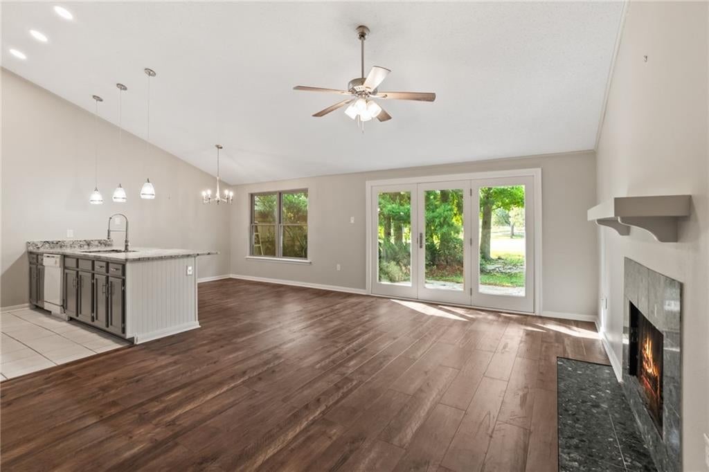 12 SOUTH COURT VILLA 12