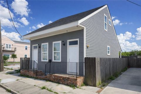Photo of 2133 DUMAINE Street, New Orleans, LA 70116 (MLS # 2554048)