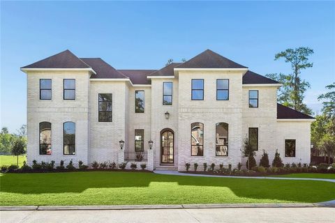 15 OAK HILLS Lane New Orleans LA 70131