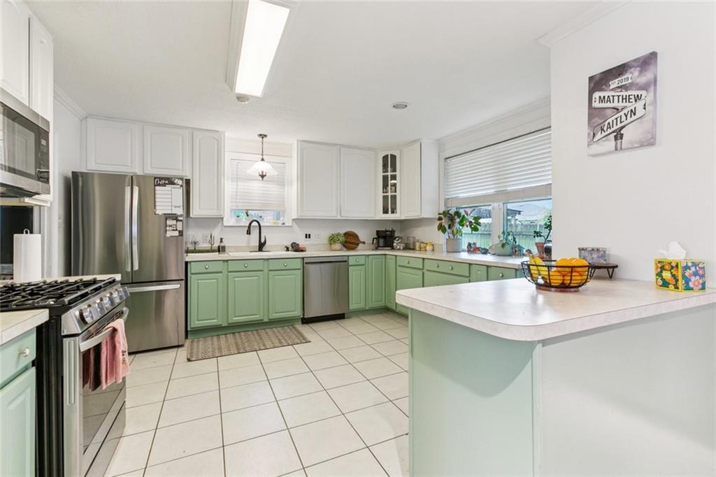 264 COTTONWOOD Drive