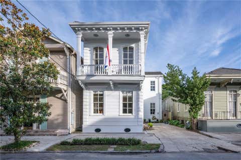 Photo of 3454 LAUREL Street, New Orleans, LA 70115 (MLS # 2560673)