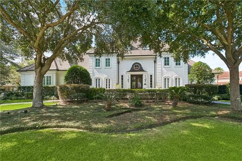 224 TIMBERLANE Road Gretna LA 70056