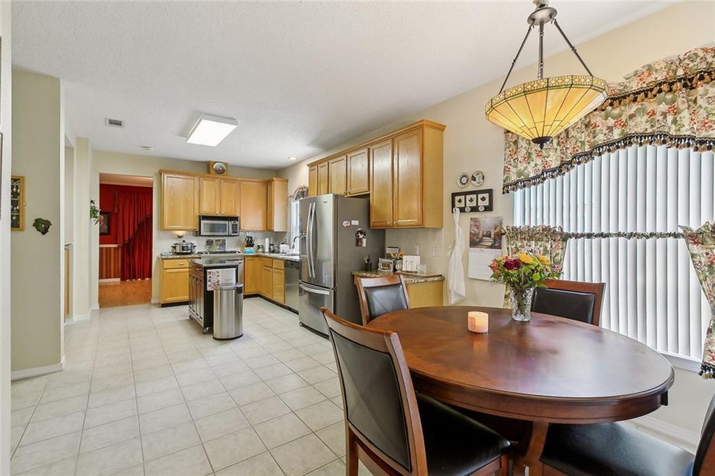 3126 E MEADOW LAKE Drive